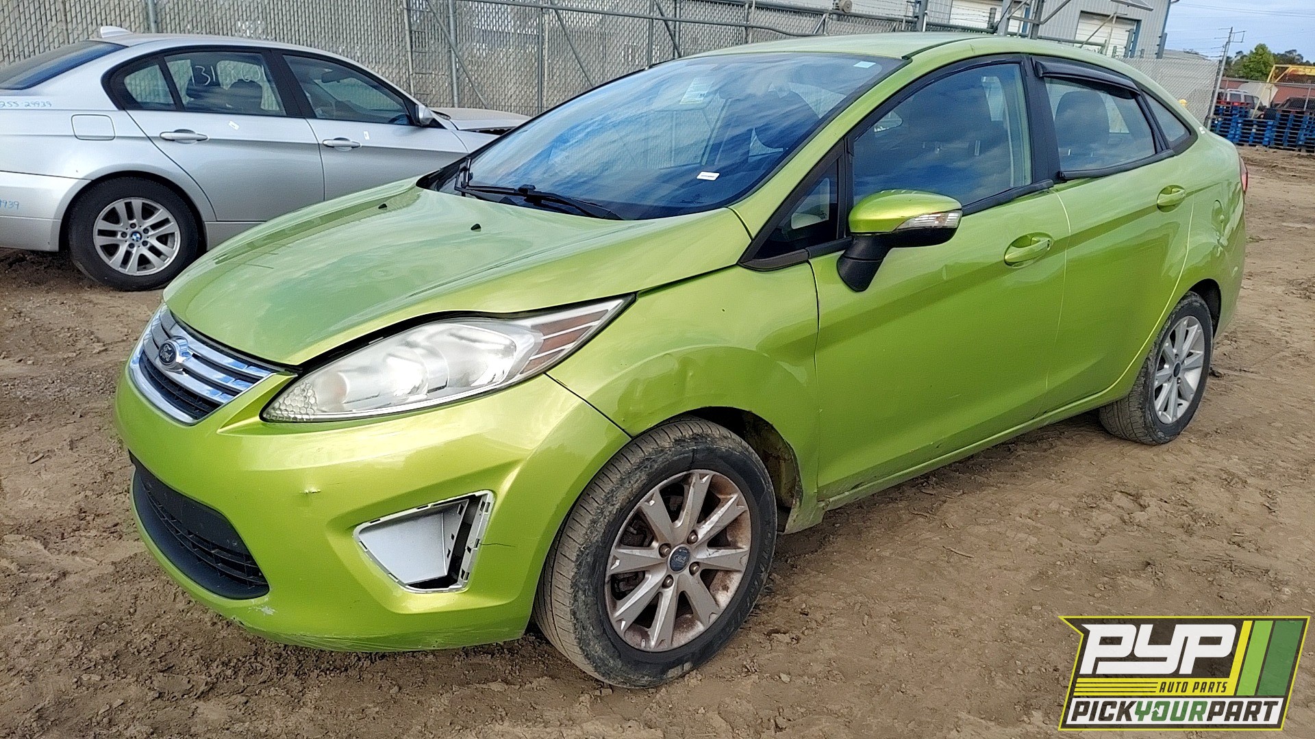 2013 FORD FIESTA available for parts