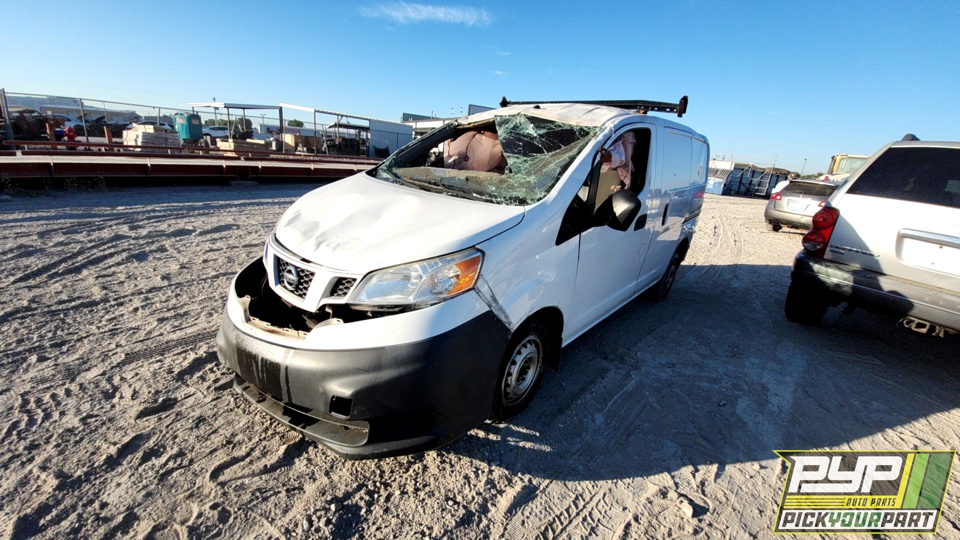 2014 NISSAN NV200 partes disponibles