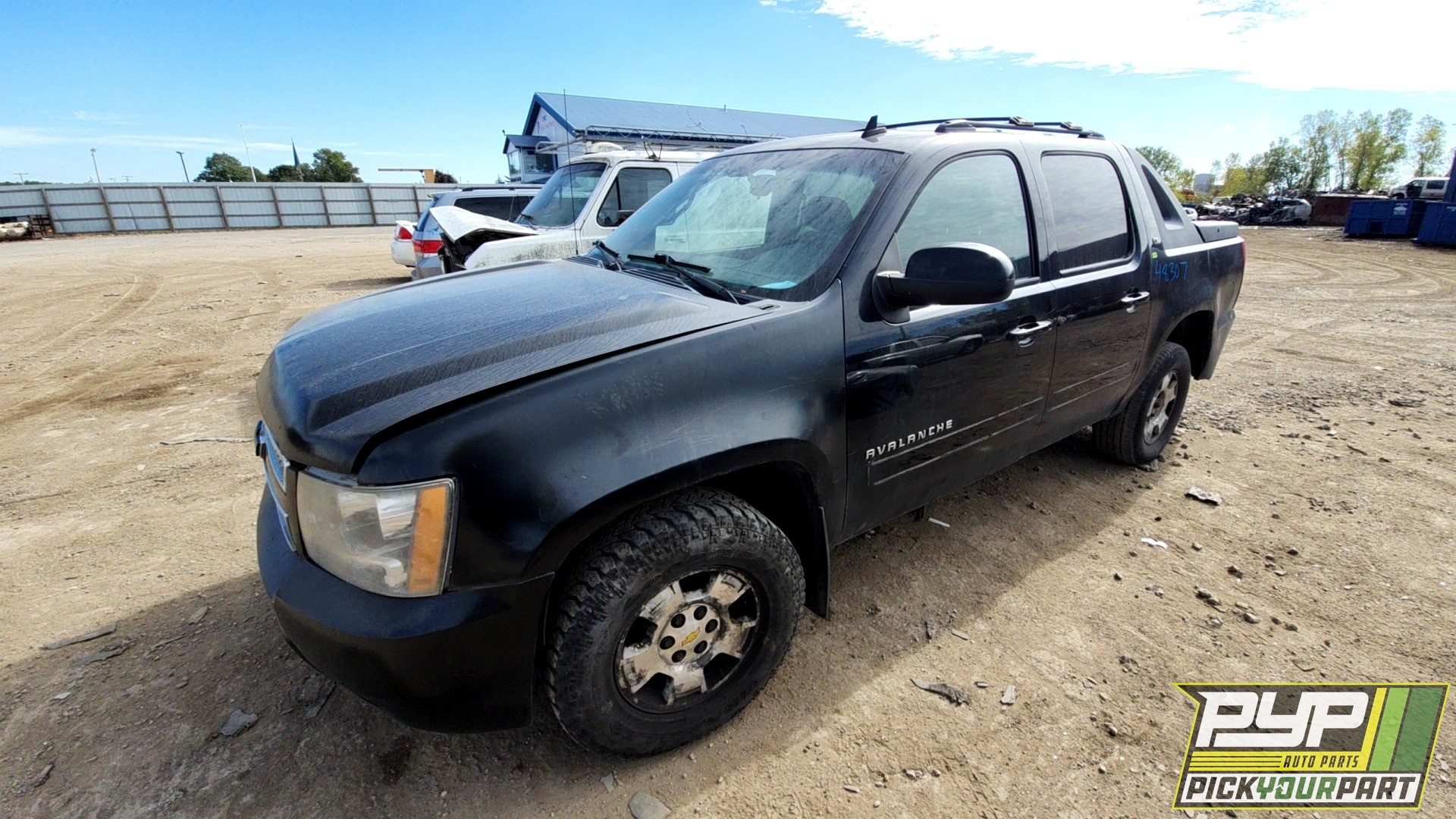 2010 CHEVROLET AVALANCHE available for parts