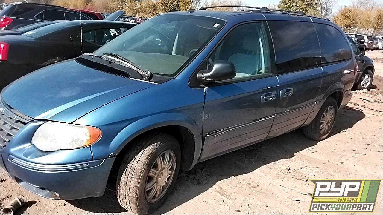 2007 CHRYSLER TOWN & COUNTRY available for parts