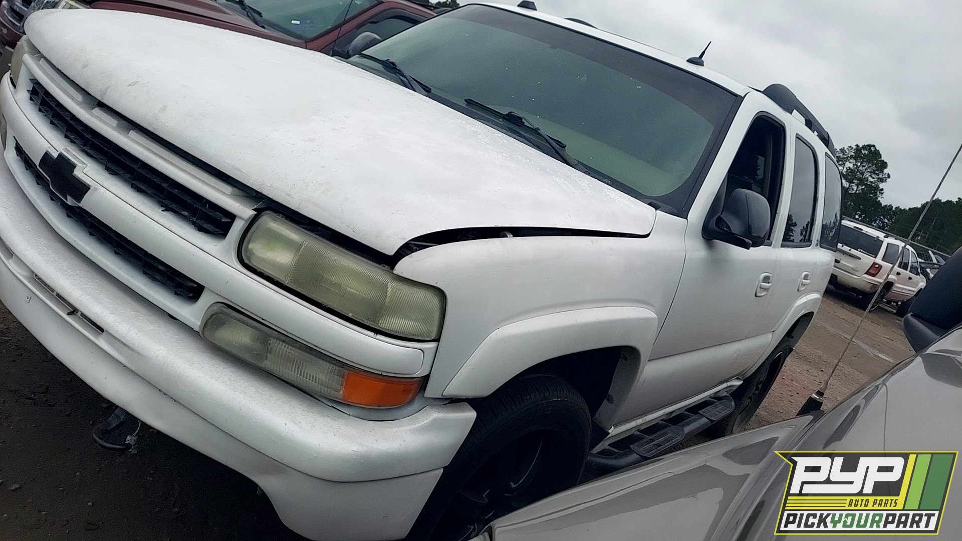 2004 CHEVROLET TAHOE available for parts