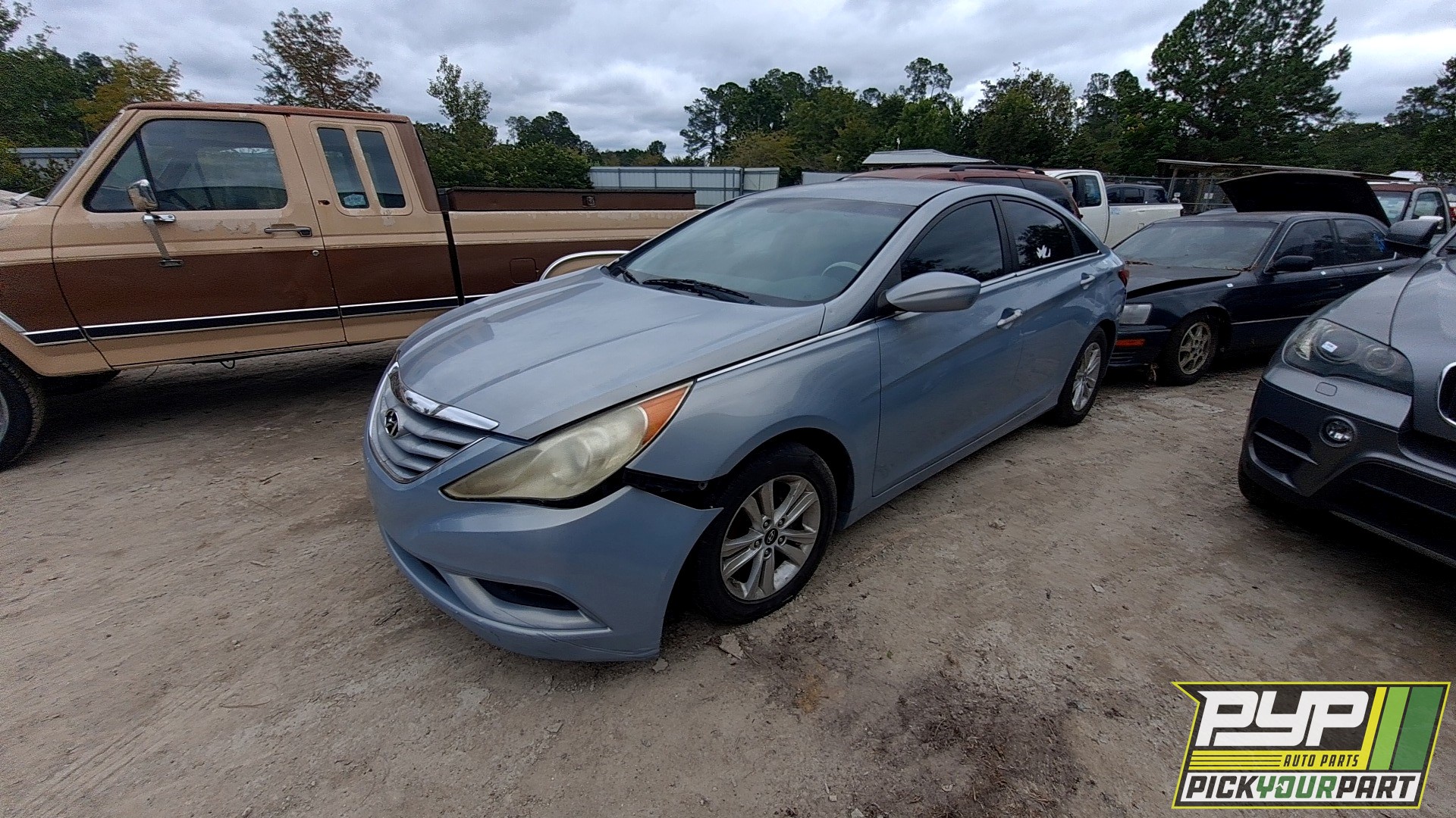 2011 HYUNDAI SONATA available for parts