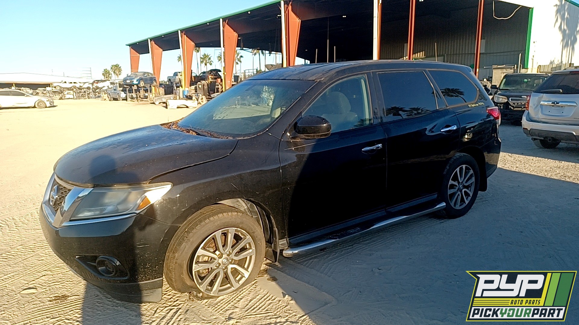 2014 NISSAN PATHFINDER available for parts