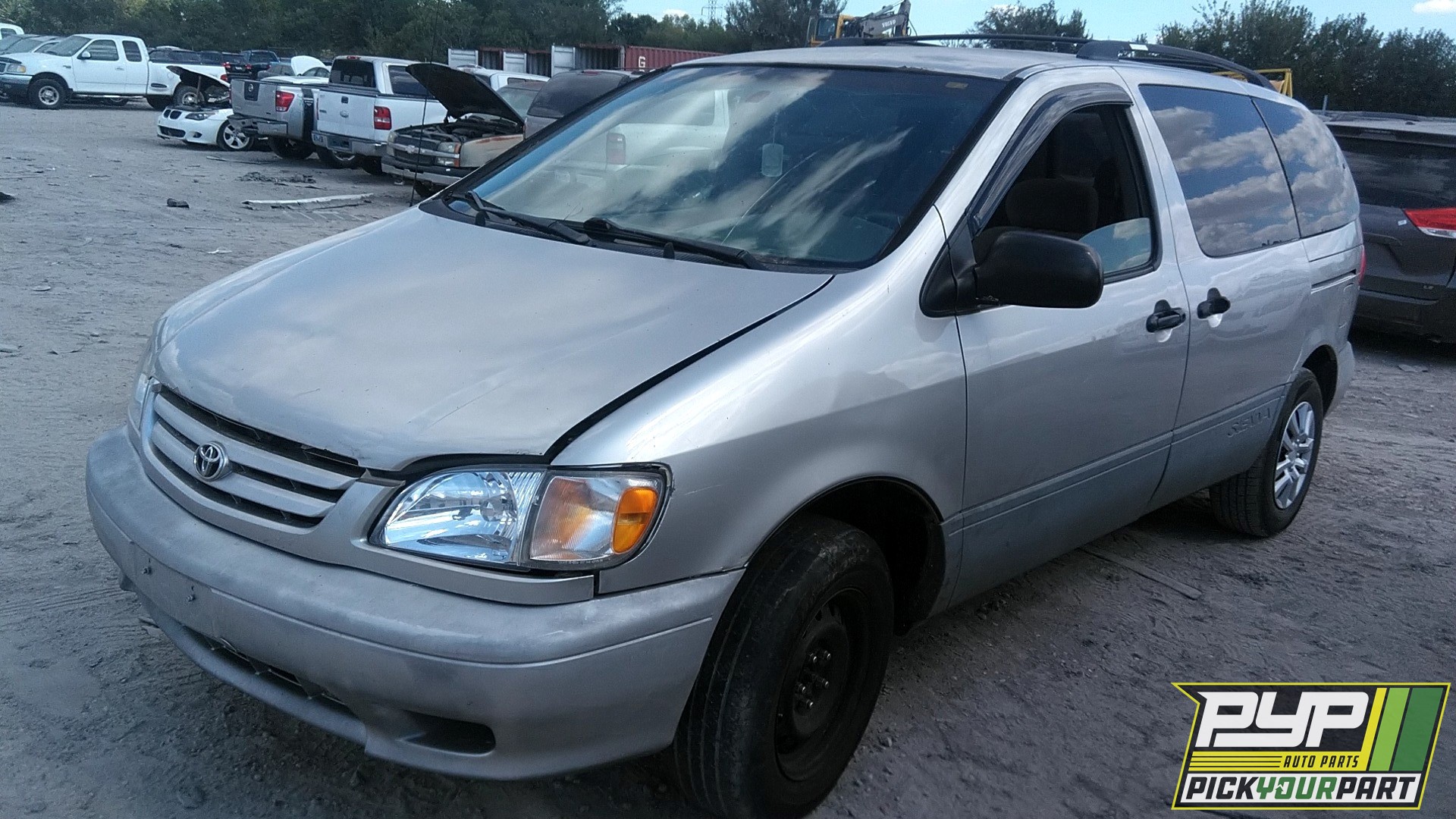 2002 TOYOTA SIENNA partes disponibles