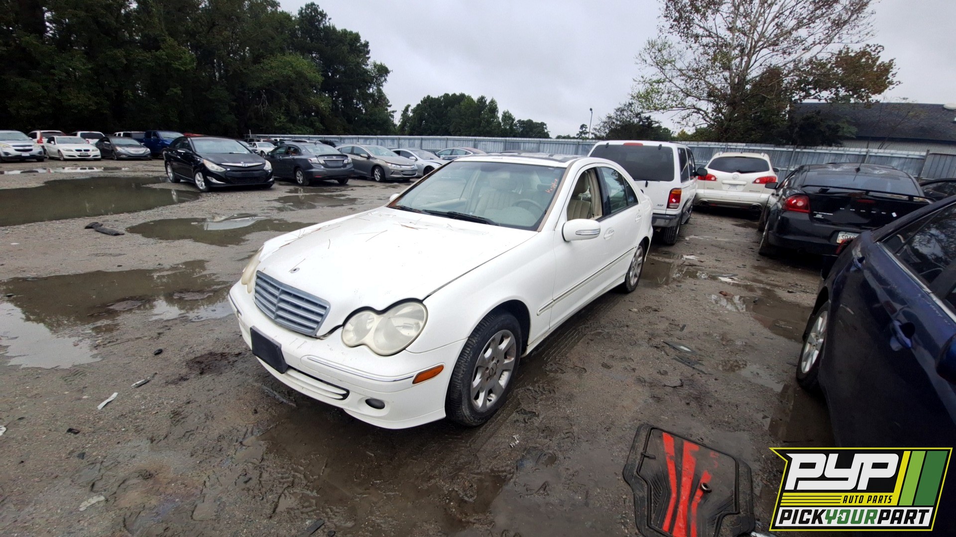 2006 MERCEDES-BENZ C280 available for parts