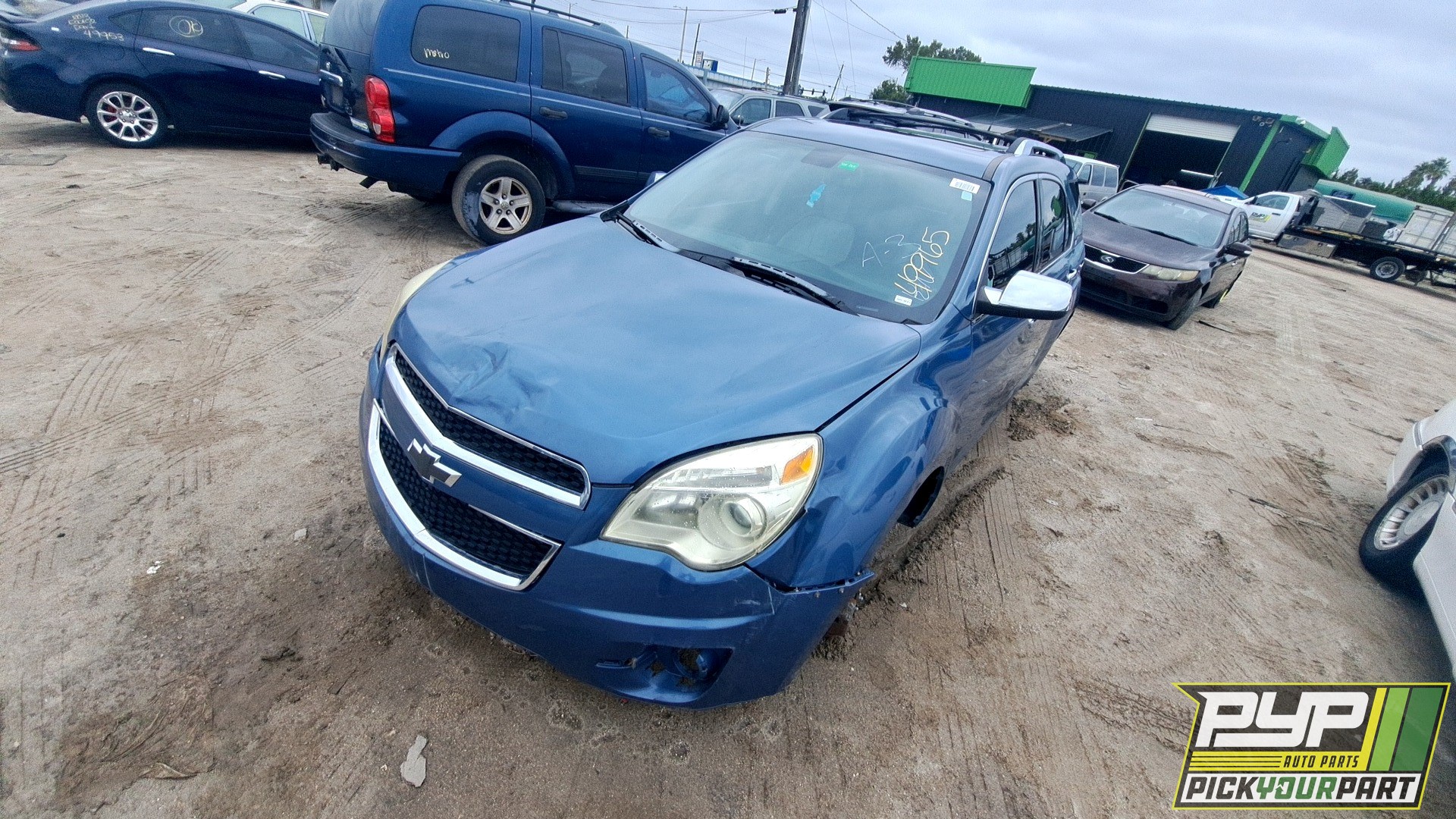 2011 CHEVROLET EQUINOX available for parts