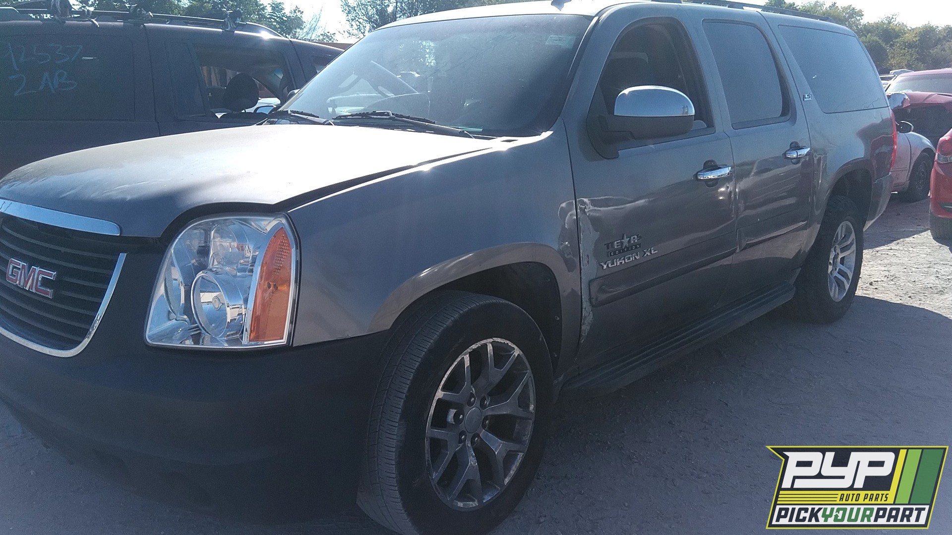 2009 GMC YUKON XL 1500 partes disponibles