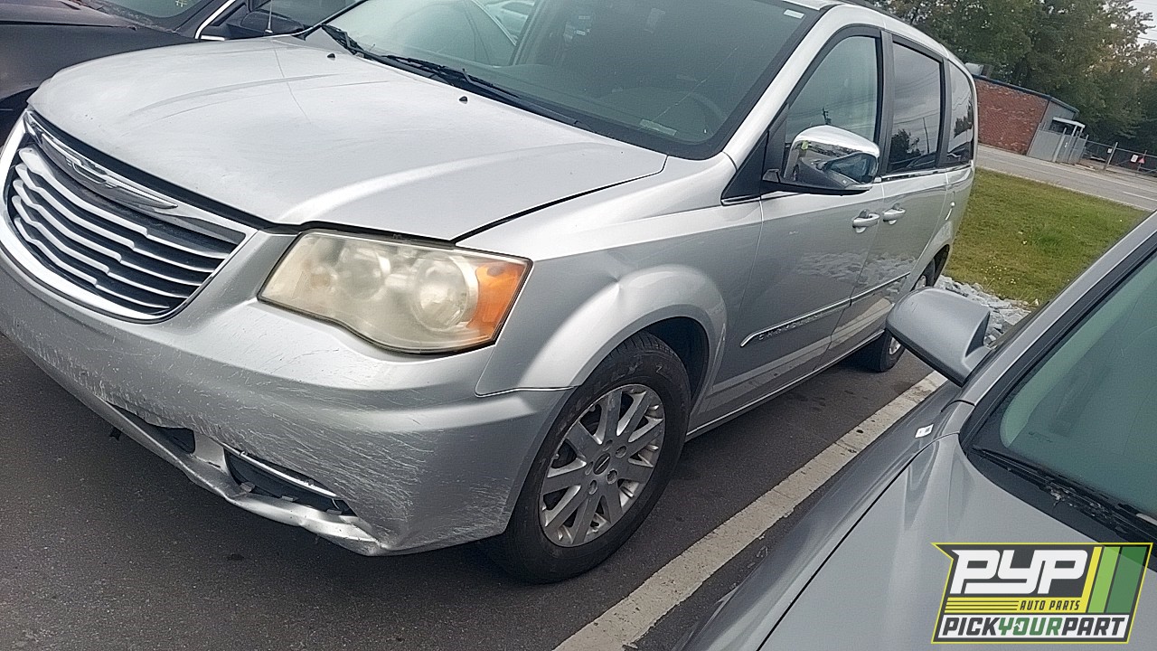 2012 CHRYSLER TOWN & COUNTRY partes disponibles