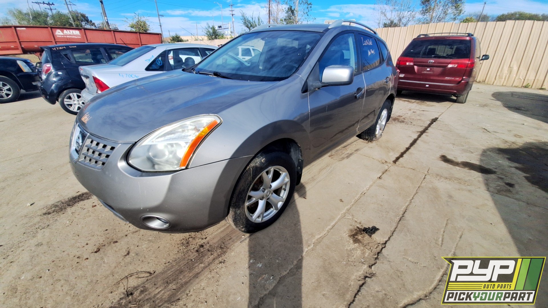 2009 NISSAN ROGUE available for parts