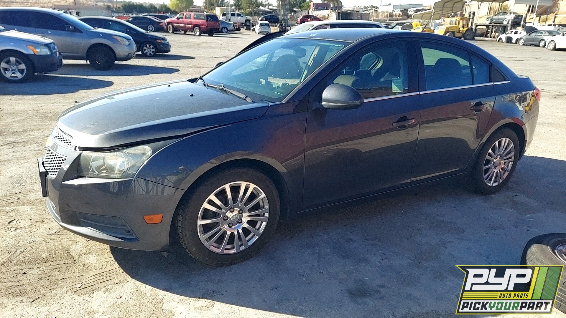 2013 CHEVROLET CRUZE available for parts
