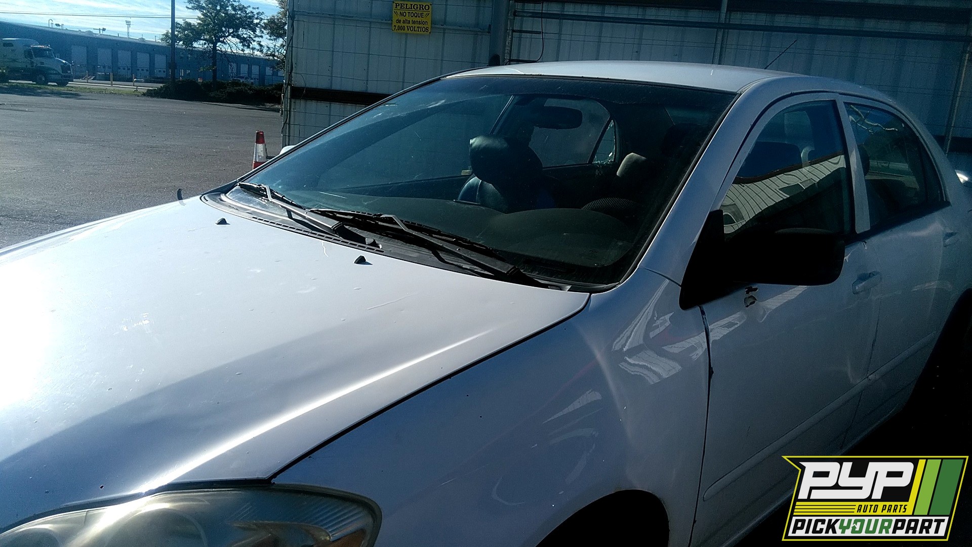 2003 TOYOTA COROLLA available for parts