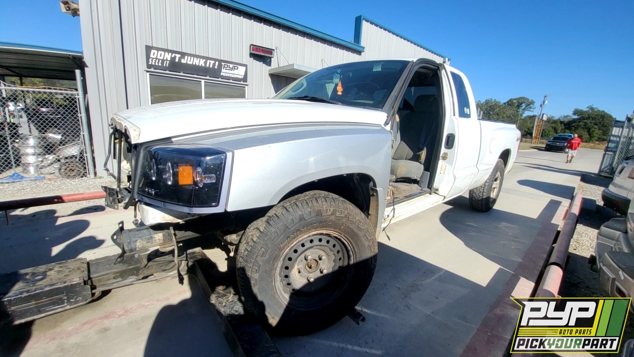2005 DODGE DAKOTA available for parts