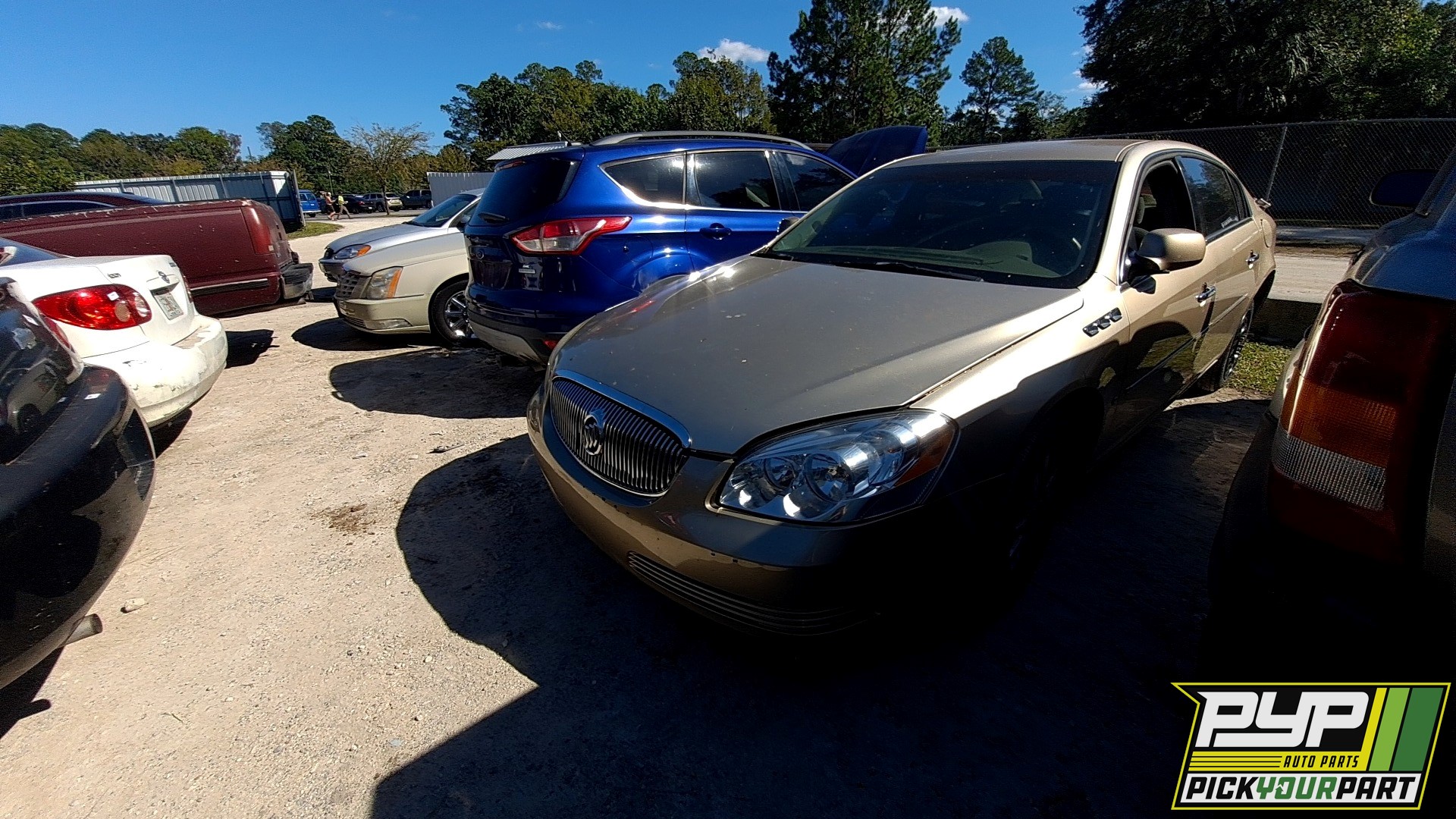 2006 BUICK LUCERNE available for parts