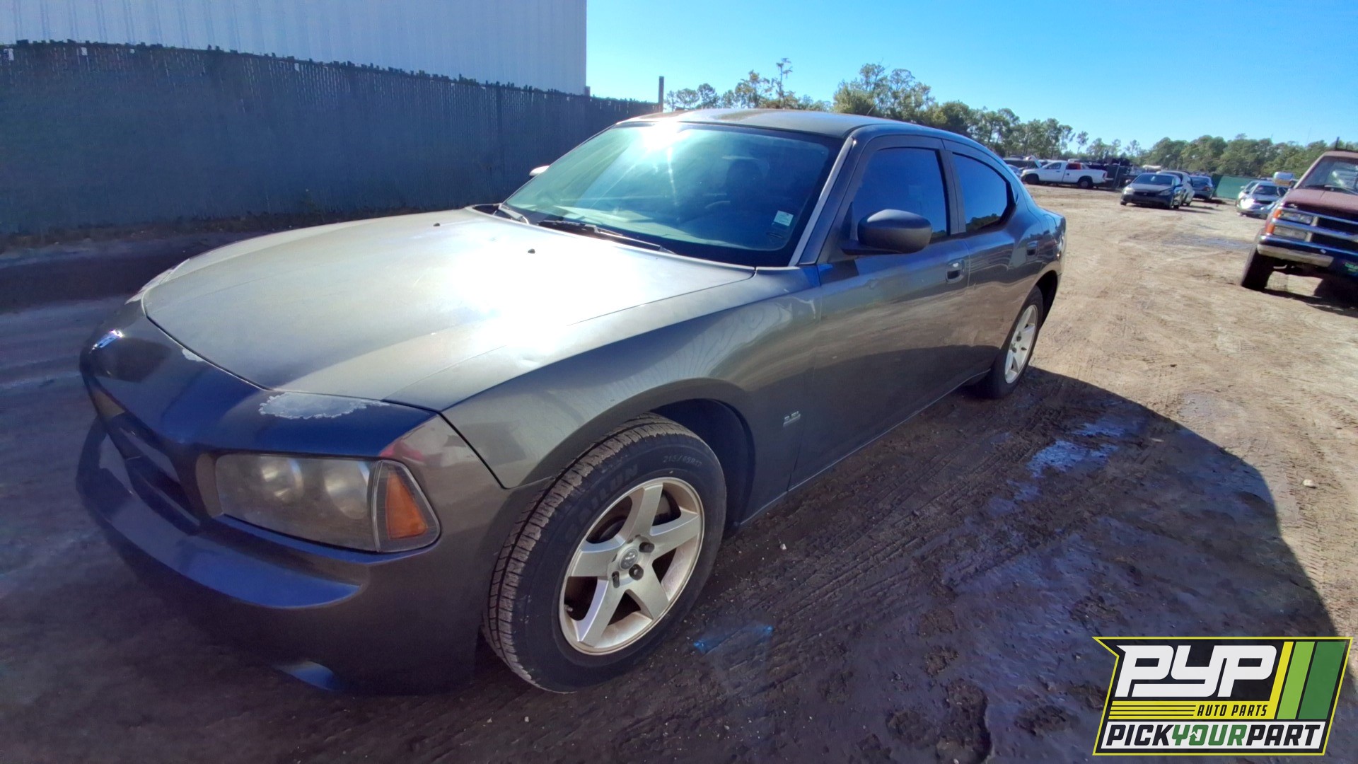 2008 DODGE CHARGER available for parts