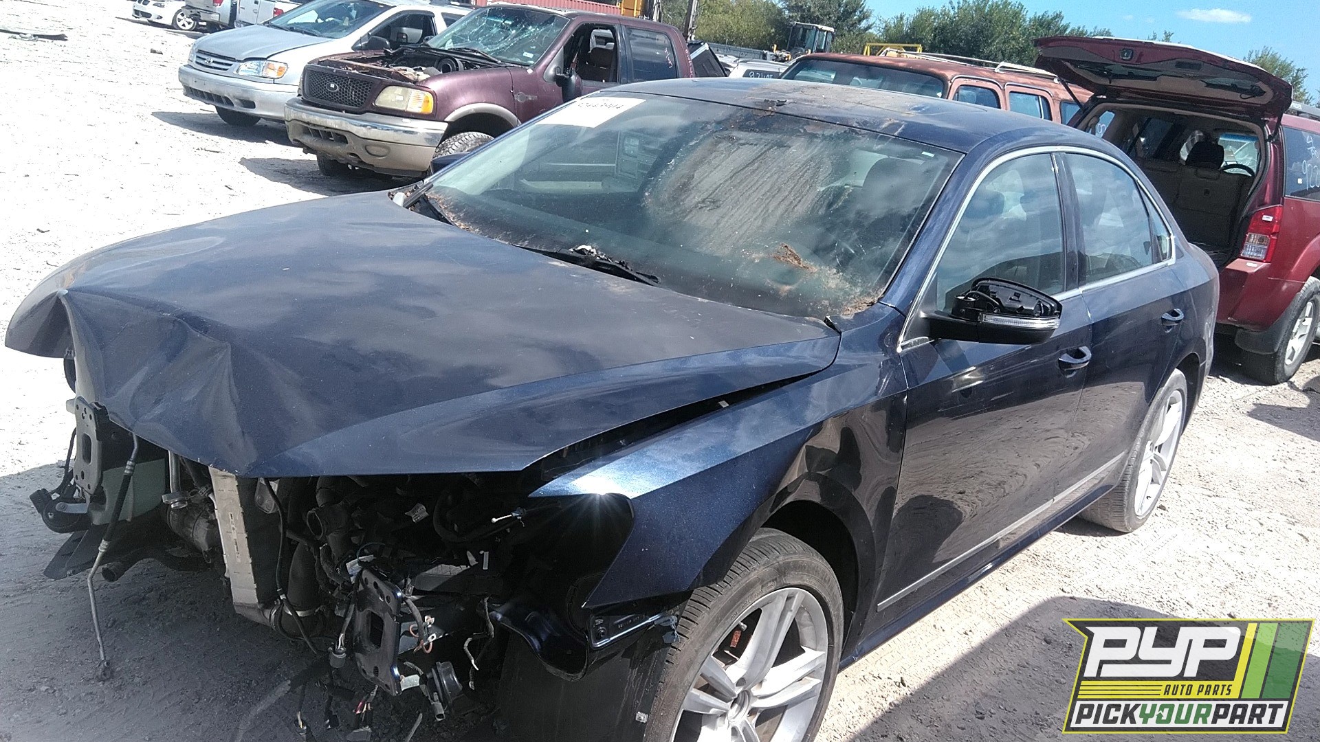 2013 VOLKSWAGEN PASSAT partes disponibles