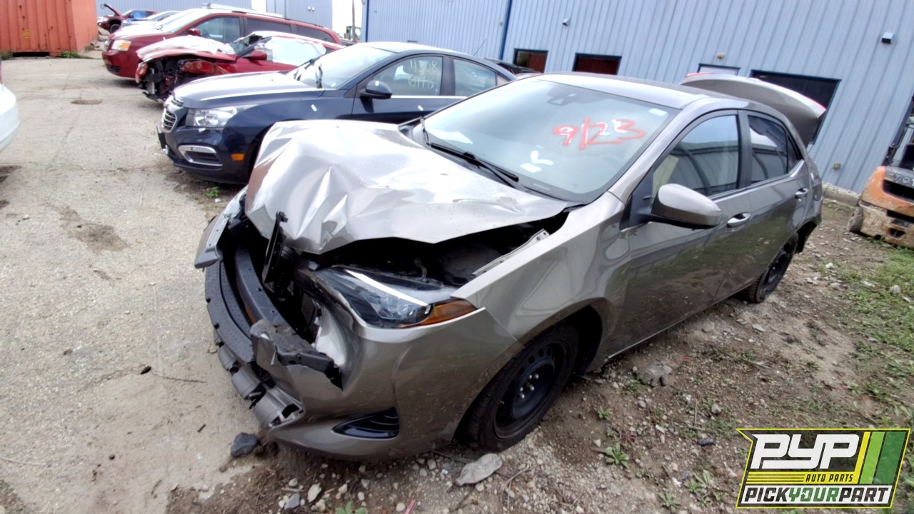 2019 TOYOTA COROLLA partes disponibles