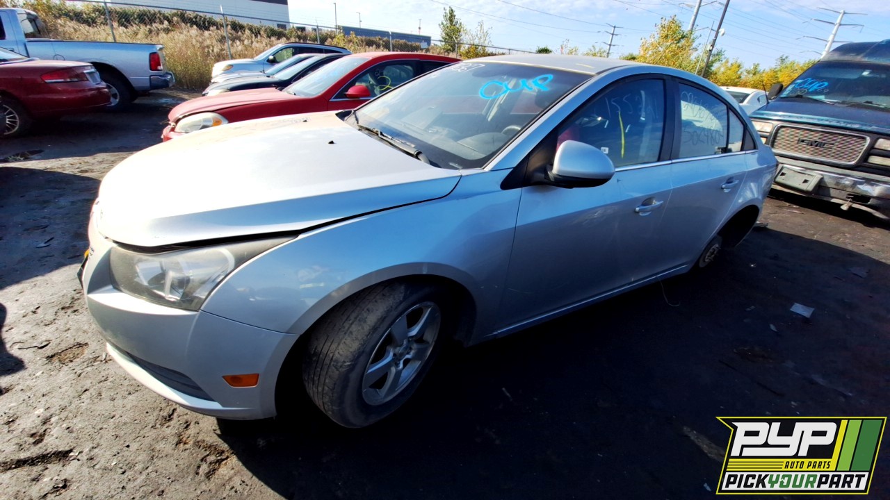 2013 CHEVROLET CRUZE partes disponibles