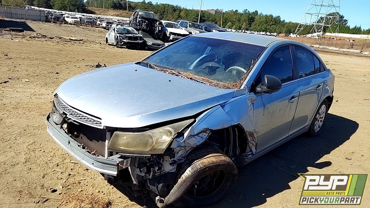 2011 CHEVROLET CRUZE partes disponibles