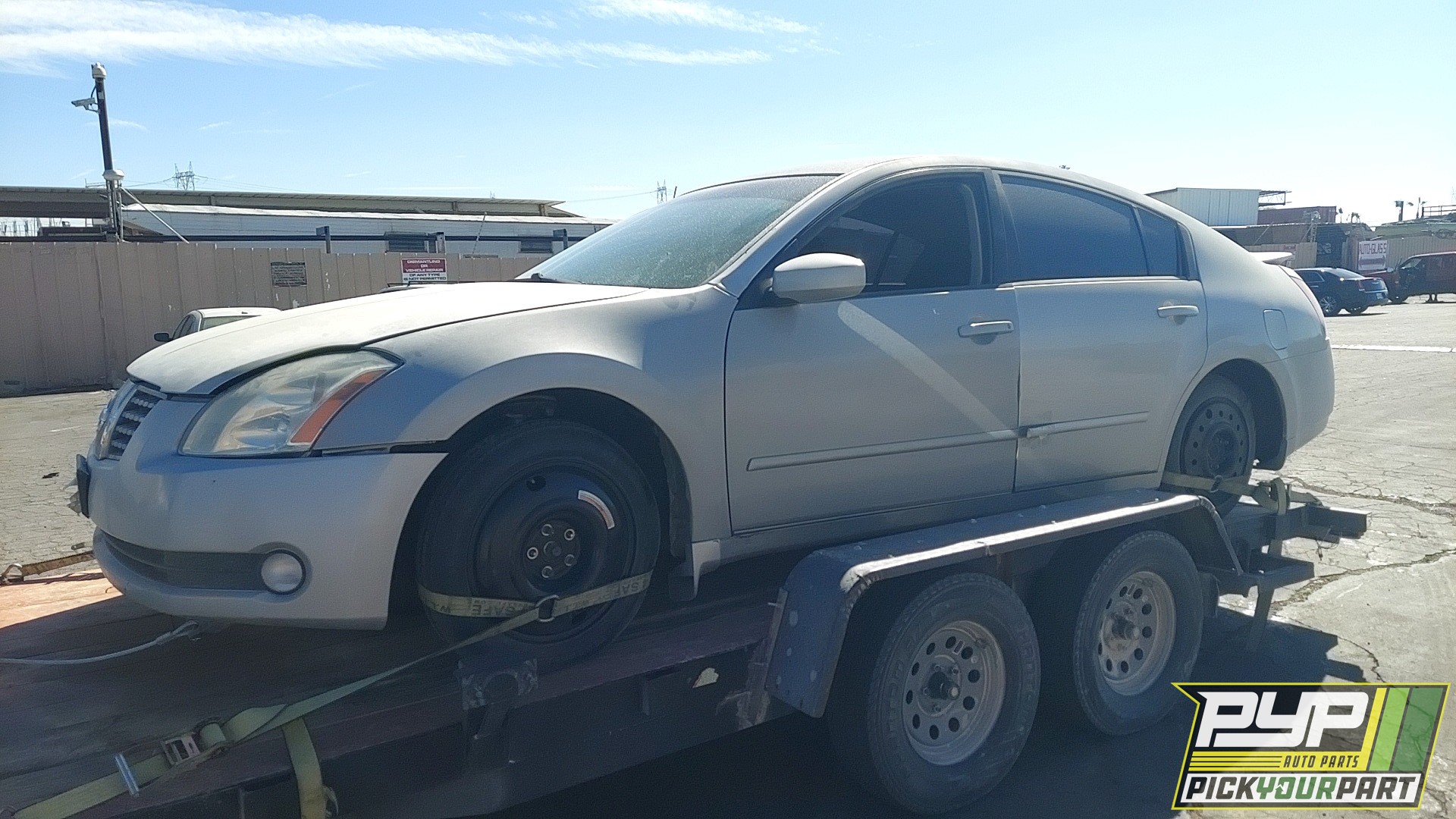2004 NISSAN MAXIMA available for parts