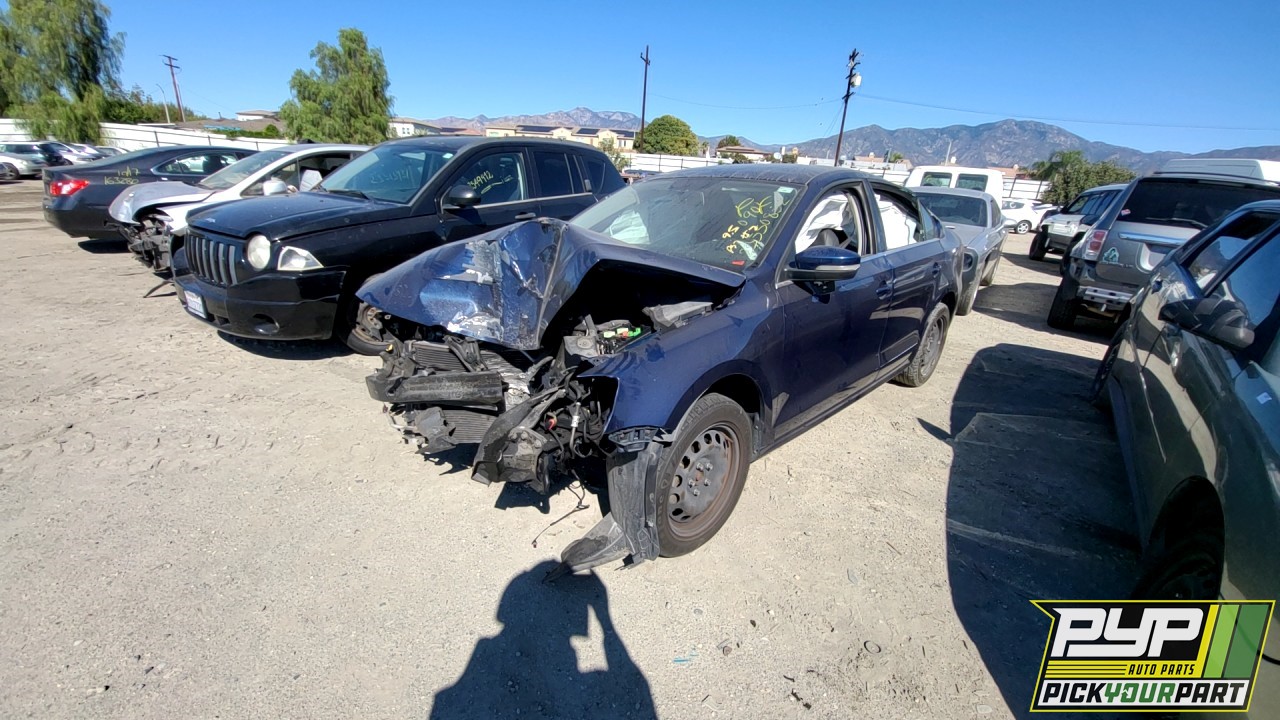 2013 VOLKSWAGEN JETTA partes disponibles