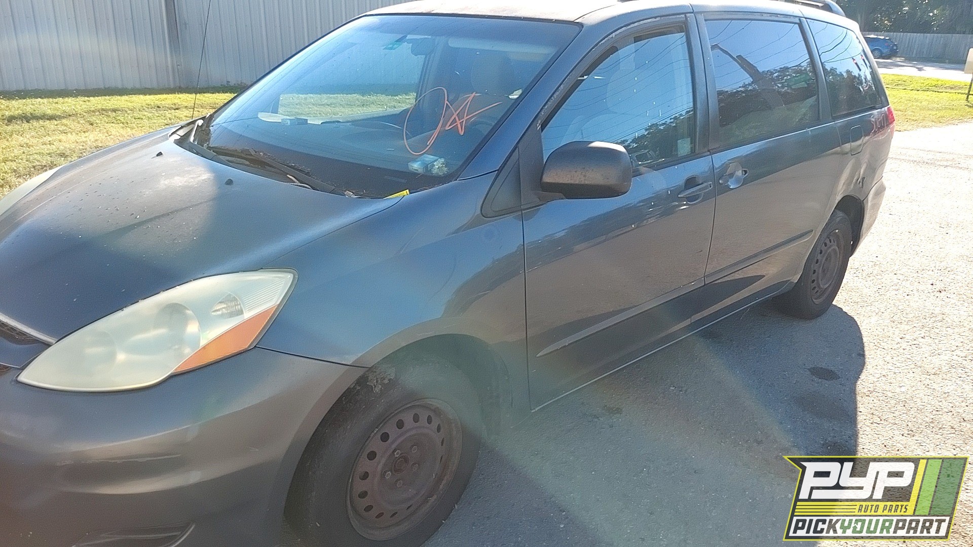 2006 TOYOTA SIENNA partes disponibles