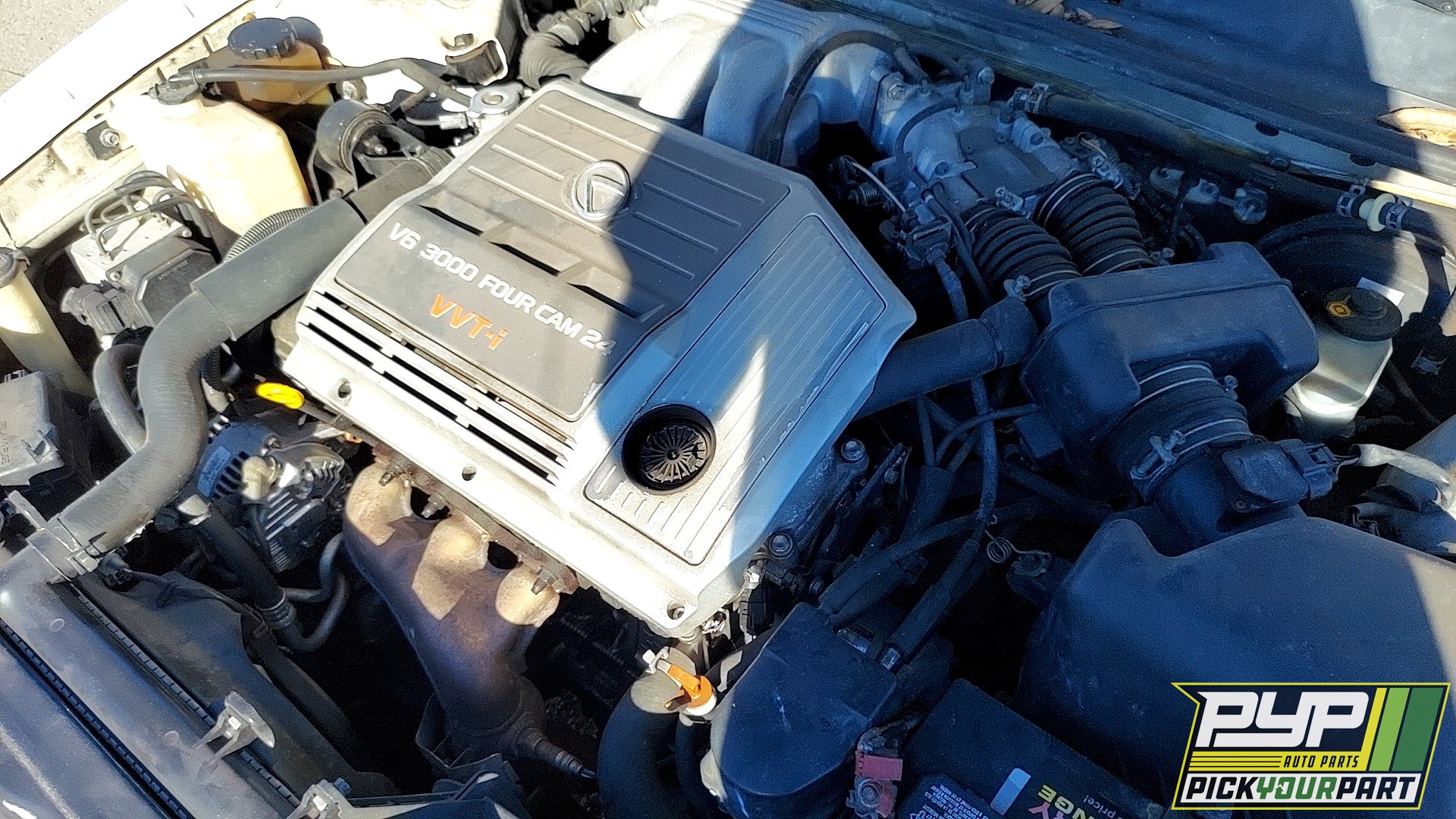 2000 LEXUS ES300 available for parts