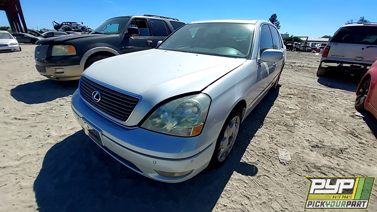 2003 LEXUS LS430 partes disponibles