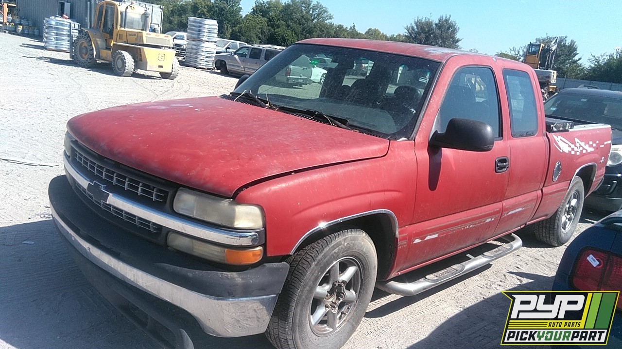 2001 CHEVROLET SILVERADO 1500 available for parts