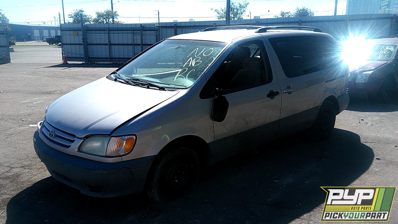 2002 TOYOTA SIENNA partes disponibles
