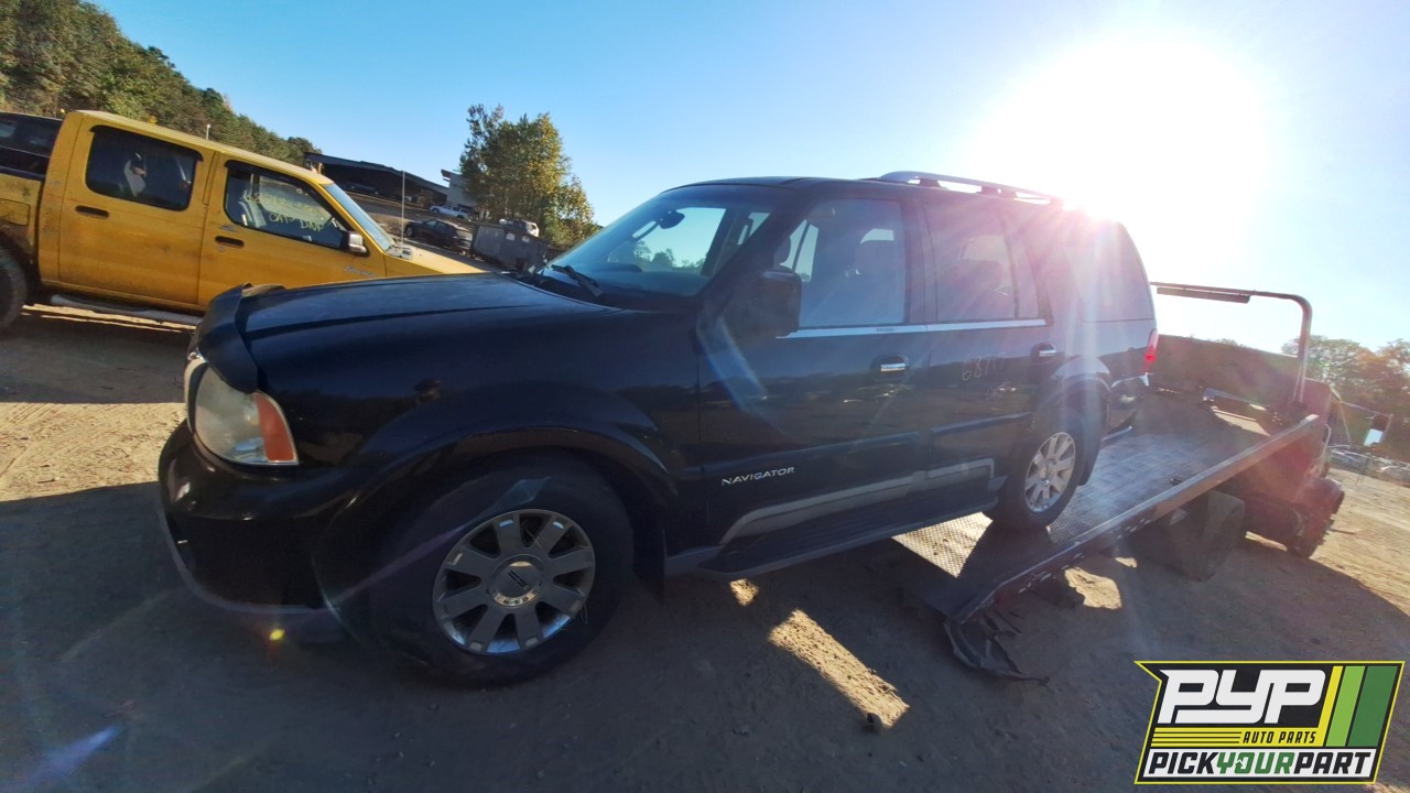 2004 LINCOLN NAVIGATOR partes disponibles