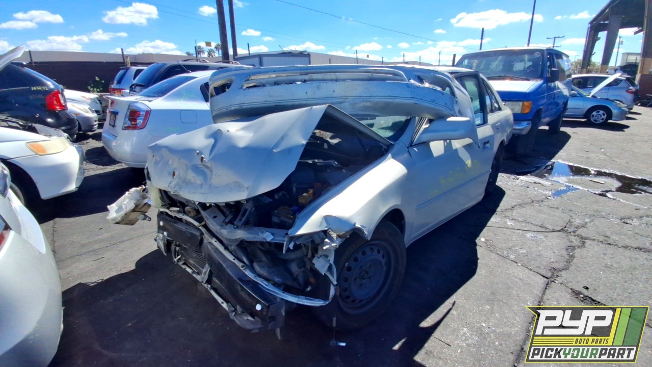 2002 TOYOTA AVALON available for parts
