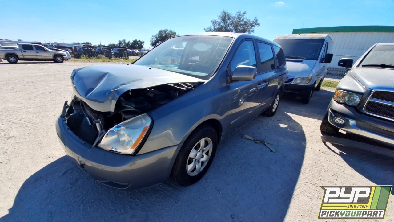 2006 KIA SEDONA available for parts
