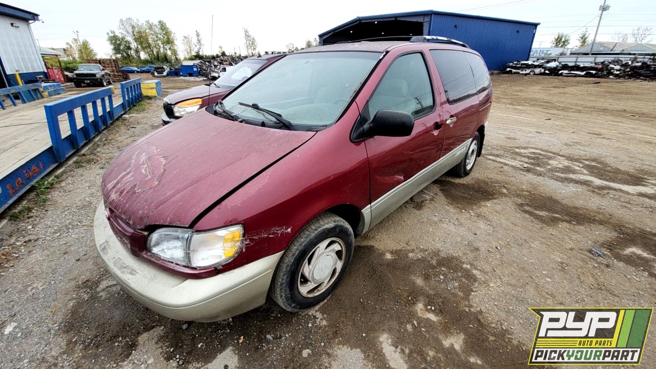2000 TOYOTA SIENNA available for parts
