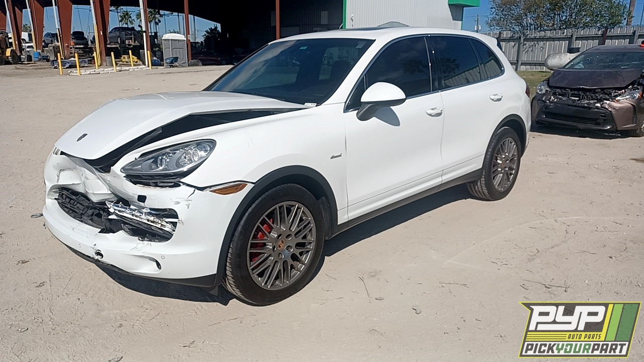 2013 PORSCHE CAYENNE partes disponibles