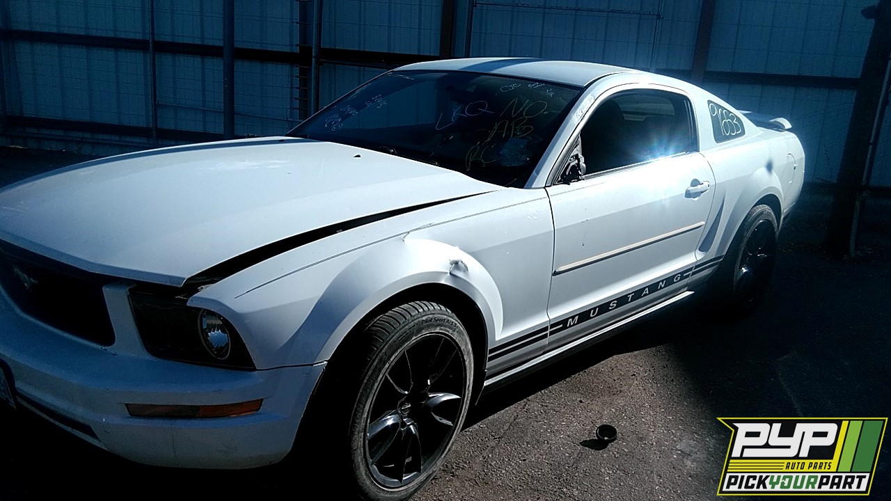 2005 FORD MUSTANG available for parts