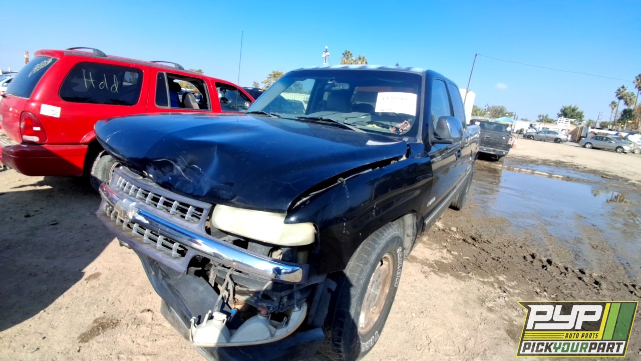 2002 CHEVROLET SILVERADO 1500 available for parts