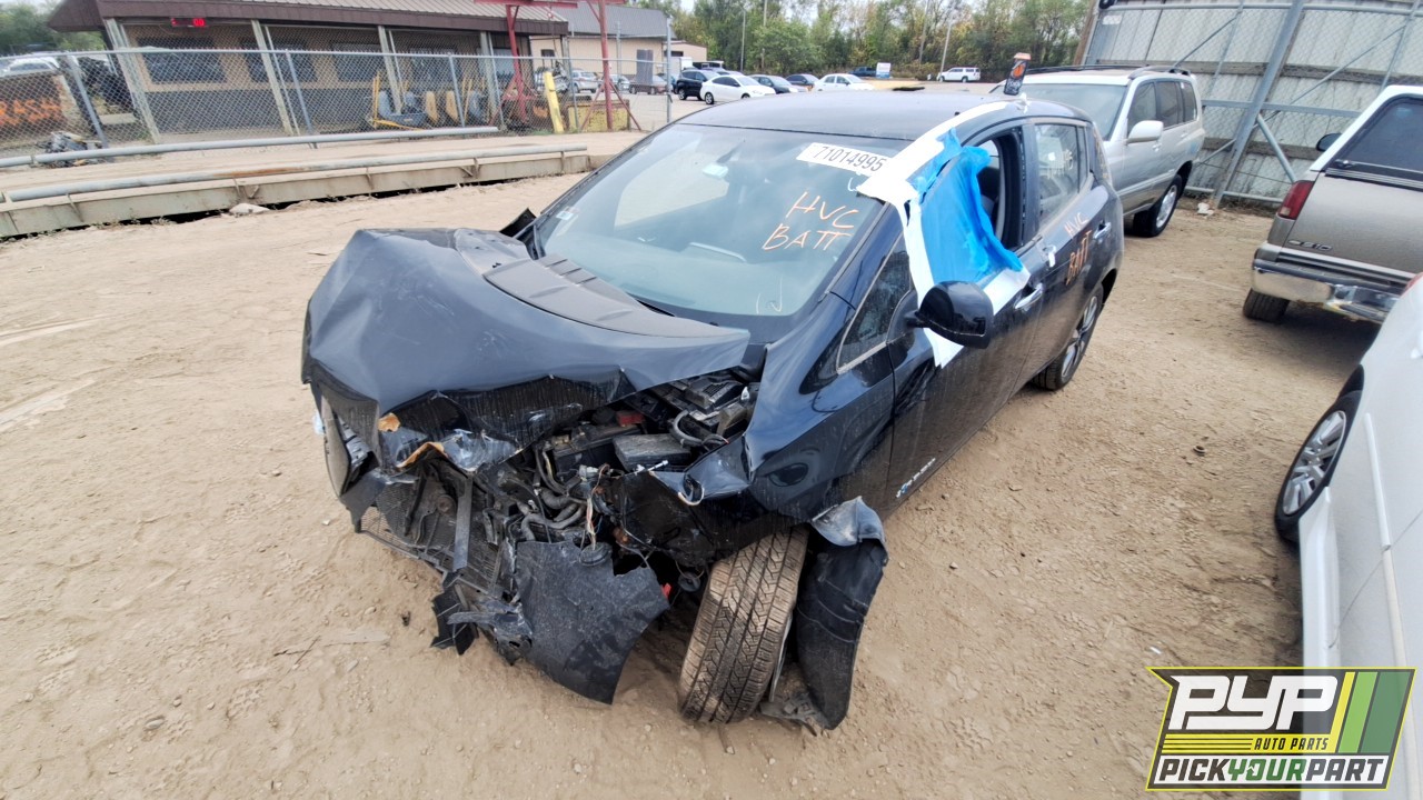 2013 NISSAN LEAF partes disponibles