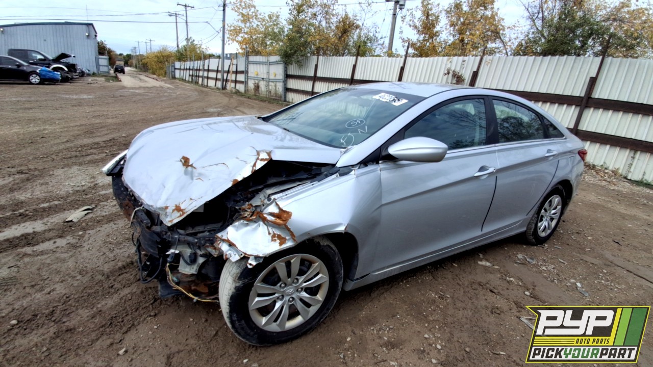 2011 HYUNDAI SONATA available for parts