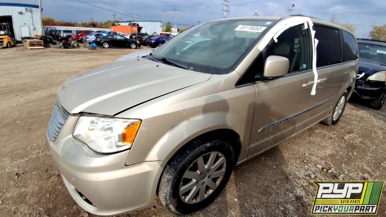 2014 CHRYSLER TOWN & COUNTRY partes disponibles