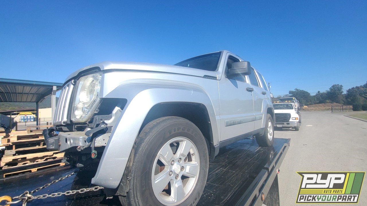 2009 JEEP LIBERTY available for parts