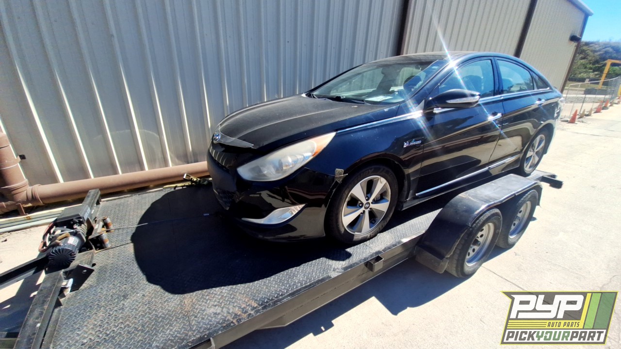 2011 HYUNDAI SONATA available for parts