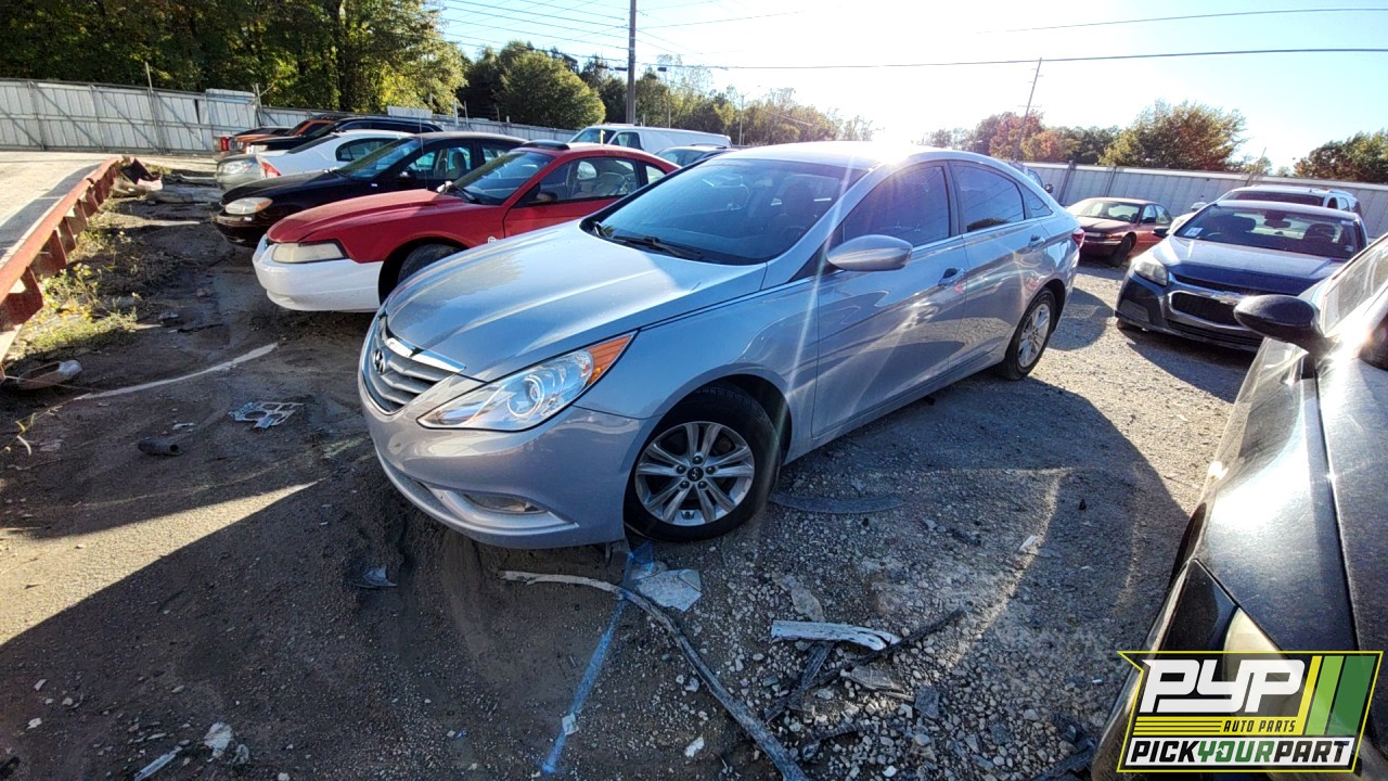 2013 HYUNDAI SONATA available for parts