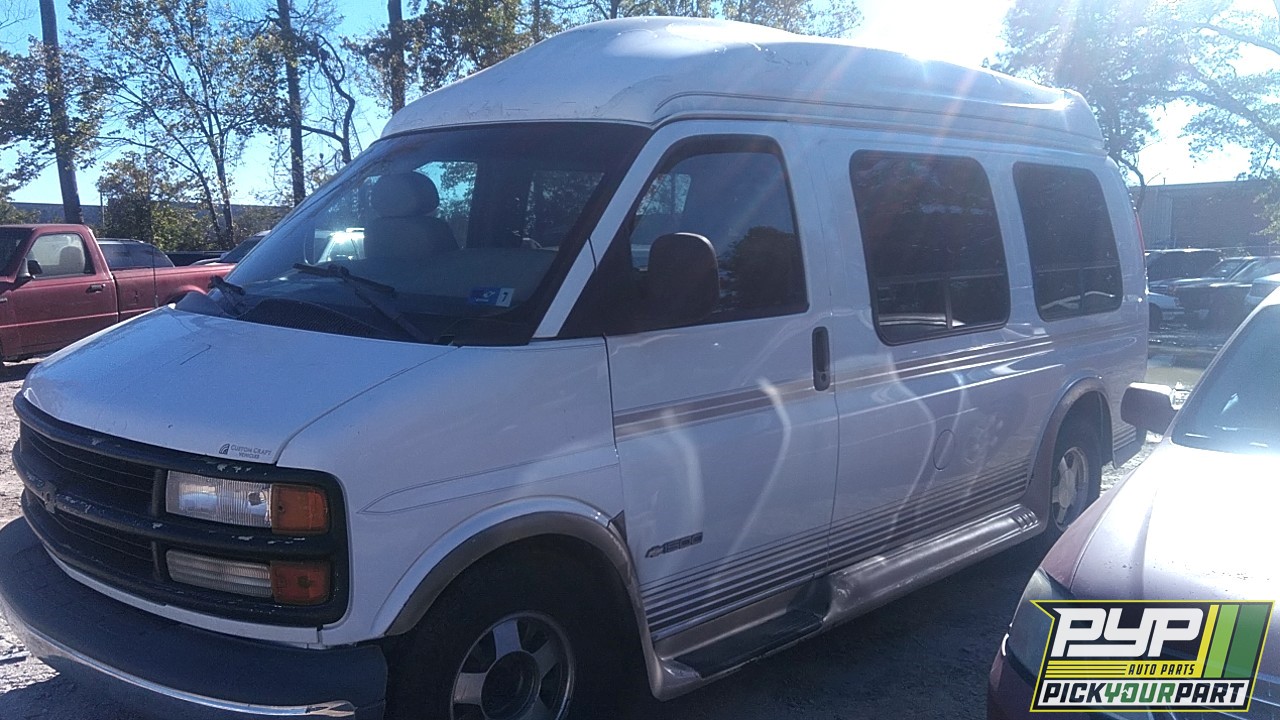 2002 CHEVROLET EXPRESS 1500 partes disponibles