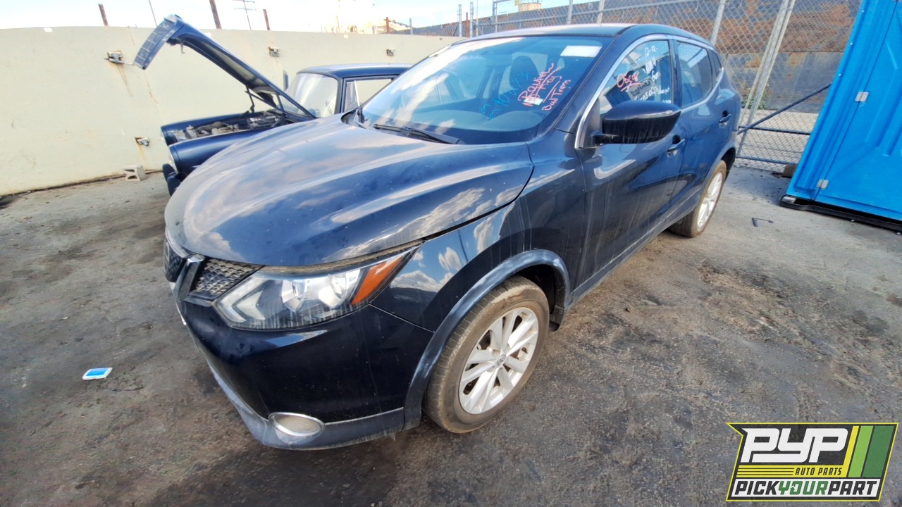 2018 NISSAN ROGUE SPORT partes disponibles