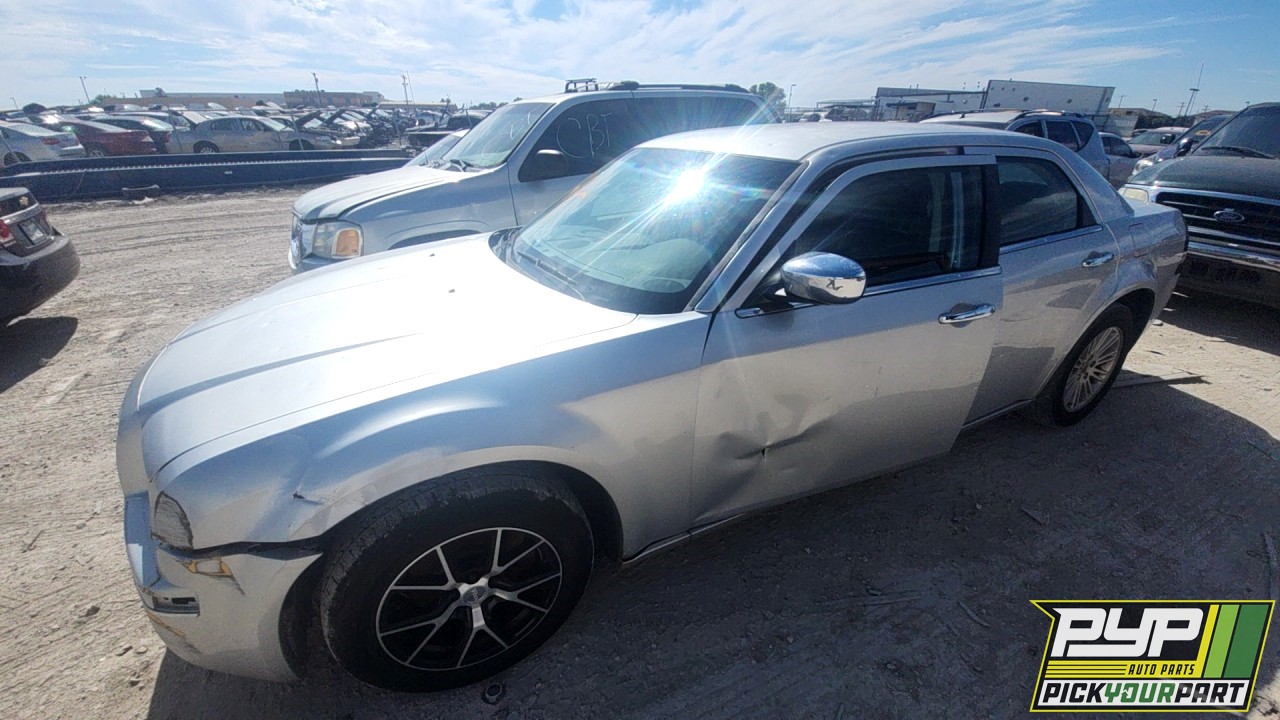 2010 CHRYSLER 300 partes disponibles