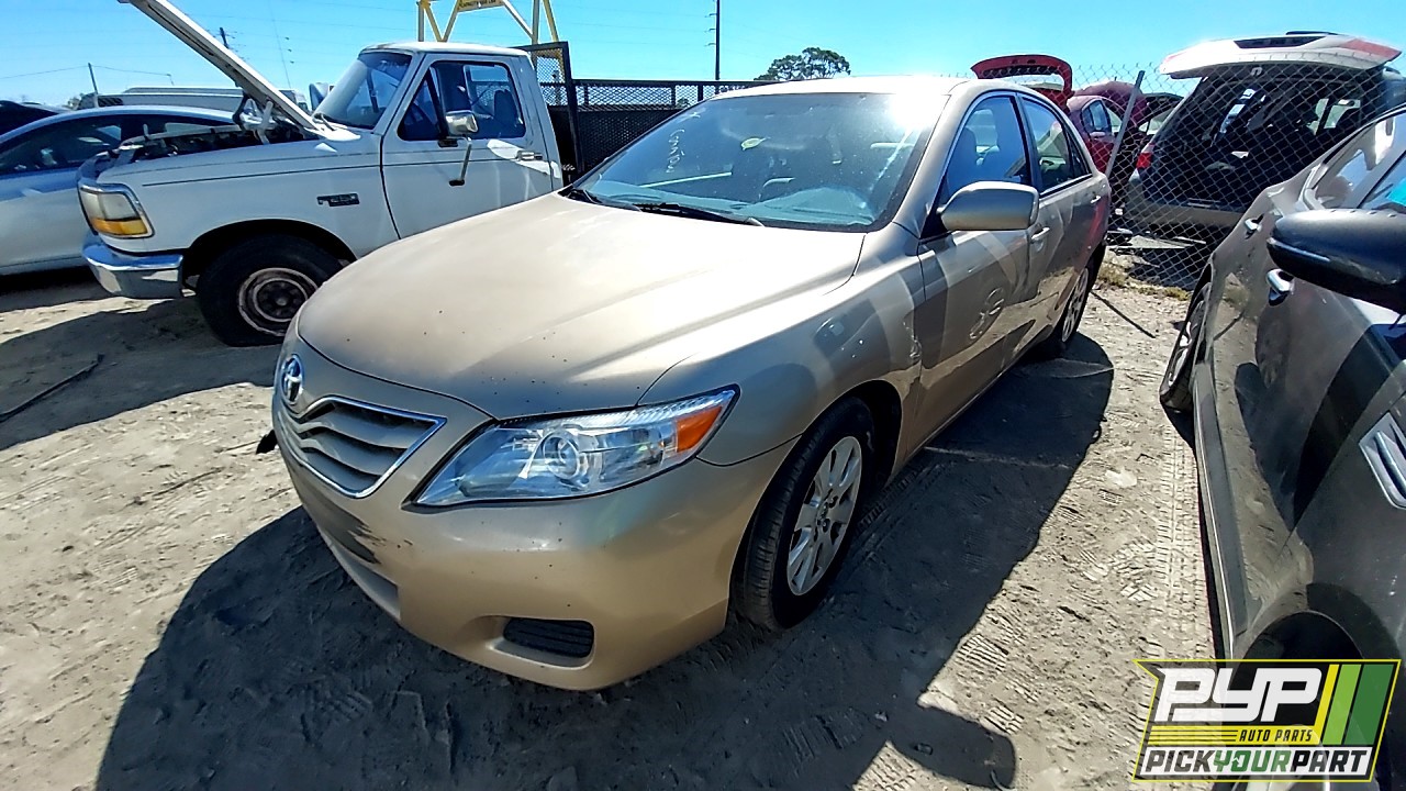 2010 TOYOTA CAMRY partes disponibles