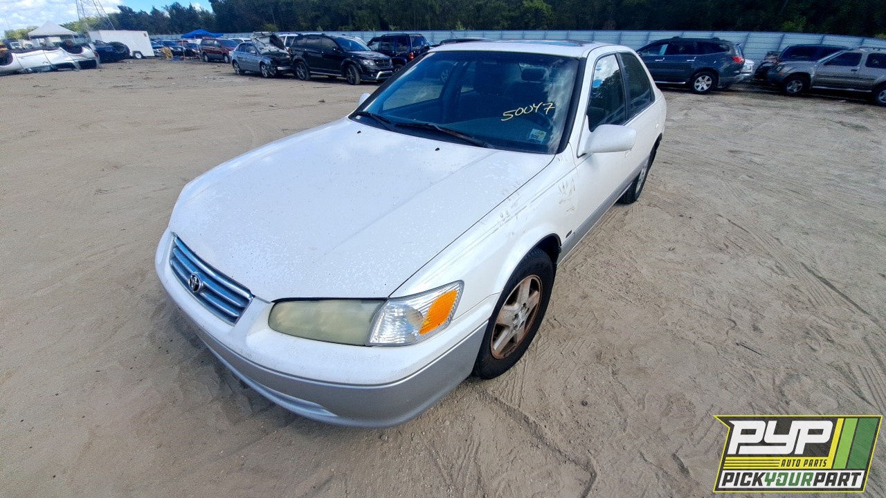 2001 TOYOTA CAMRY partes disponibles
