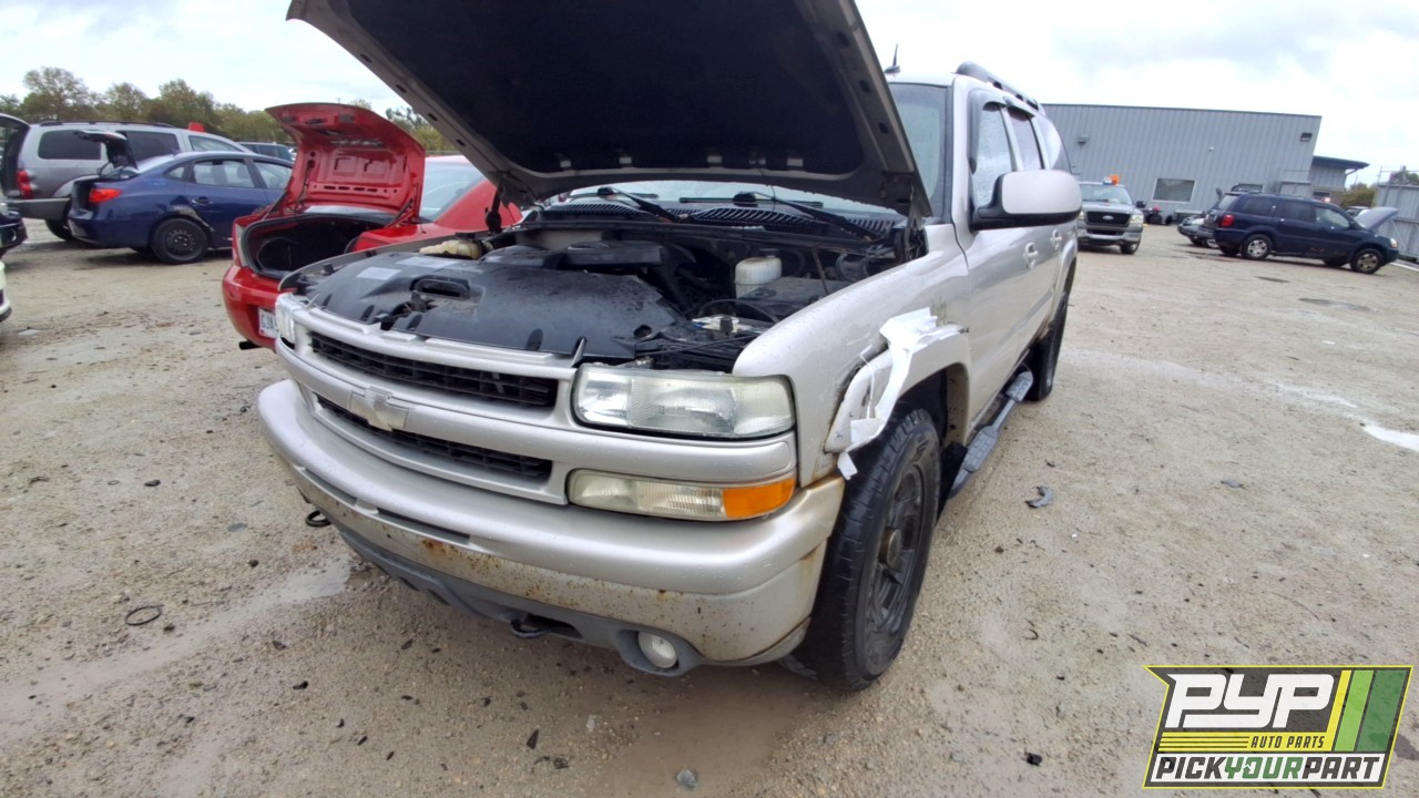 2004 CHEVROLET SUBURBAN 1500 partes disponibles