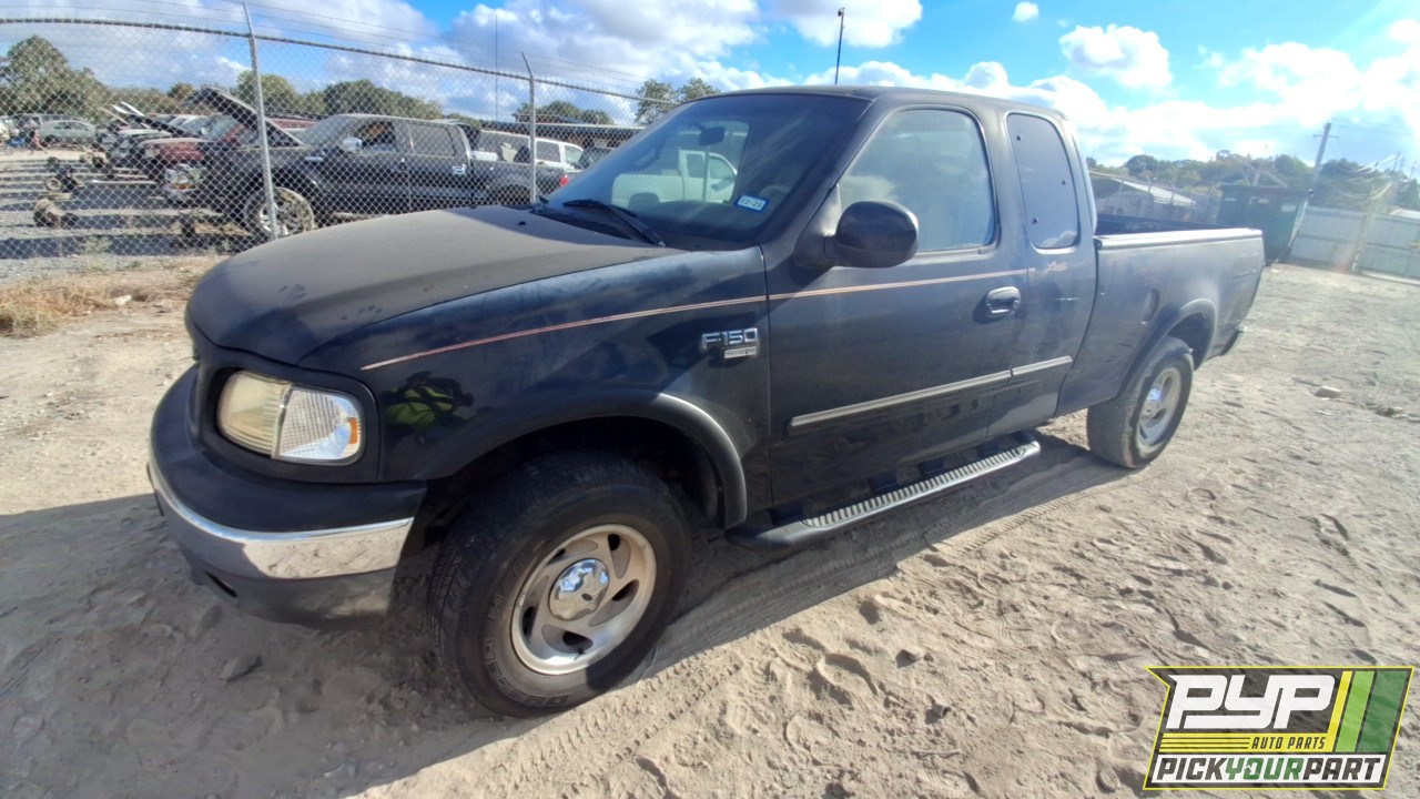 2000 FORD F-150 available for parts