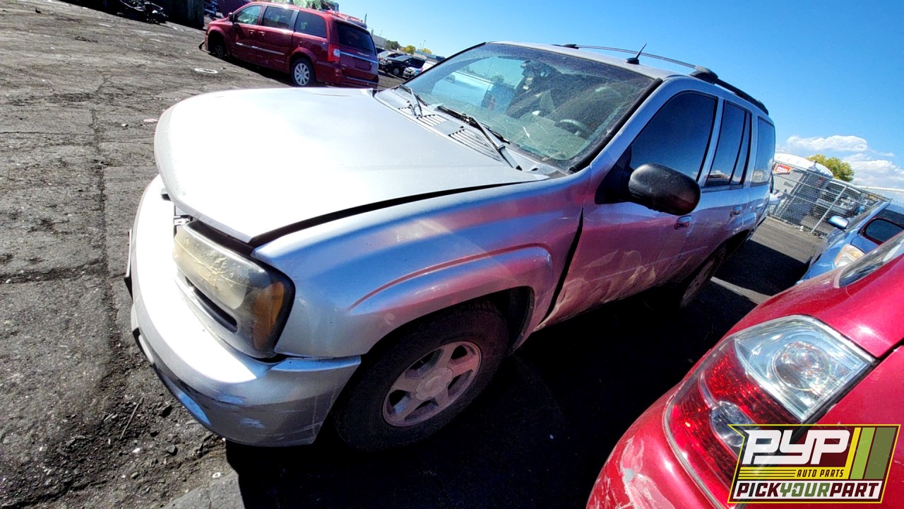2004 CHEVROLET TRAILBLAZER available for parts